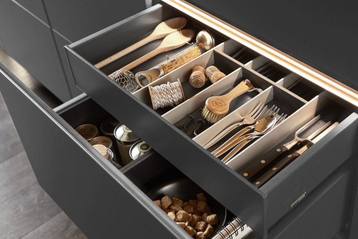 stratusgrau-Nussbaum-D2-vielfalt